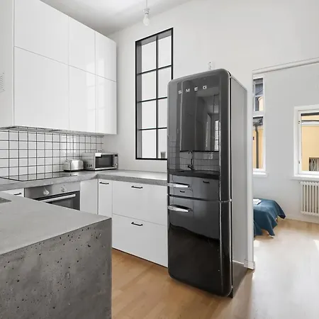 Wehost Fabulous 2br In Prestigious Punavuori @iso Roobertinkatu 26 * 헬싱키