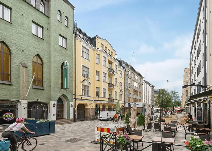 Wehost Fabulous 2br In Prestigious Punavuori @iso Roobertinkatu 26