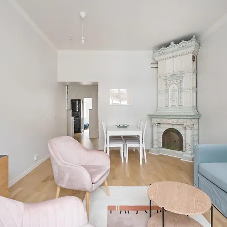 Wehost Fabulous 2br In Prestigious Punavuori @iso Roobertinkatu 26 Huoneisto