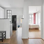 Wehost Fabulous 2br In Prestigious Punavuori @iso Roobertinkatu 26 Apartment